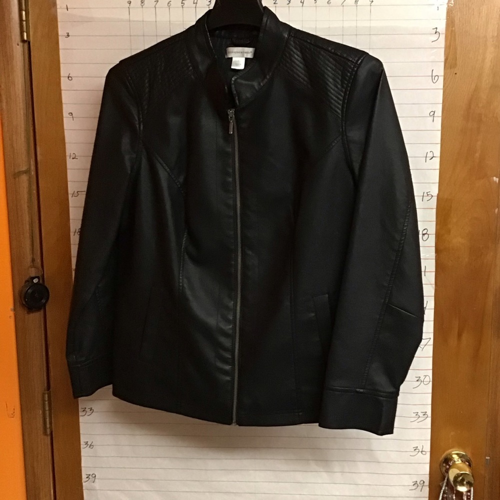 CHRISTOPHER & BANKS - women's faux leather jacket - black  sz L